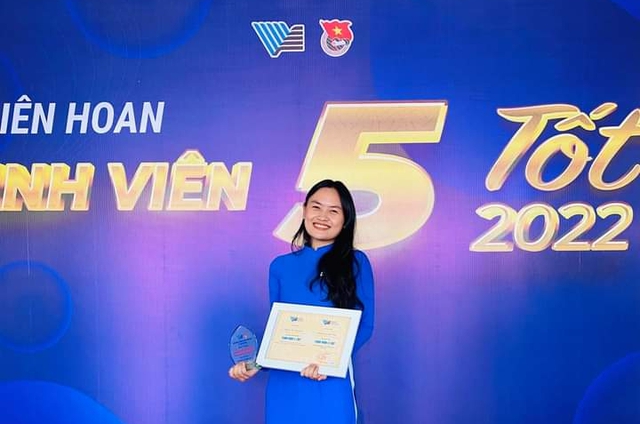 Nữ sinh viên Phú Yên khao khát phát triển du lịch quê hương - Ảnh 2.