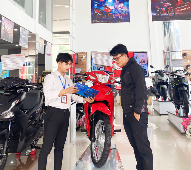 Mcredit-Honda Việt Nam triển khai chương trình ưu đãi lãi suất mua xe máy trả góp - Ảnh 1.