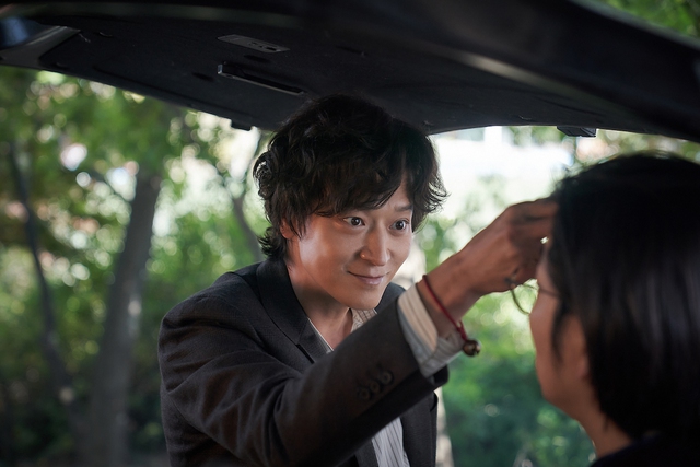Phim ‘Thanh gươm trừ tà’ có Kang Dong Won thâu tóm phòng vé Hàn - Ảnh 2.