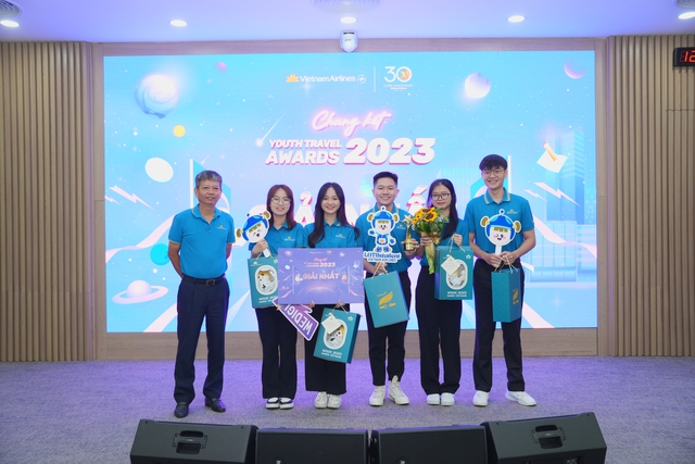 Vietnam Airlines tiếp tục tìm kiếm tài năng trẻ tại cuộc thi Youth Travel Awards 2023 - Ảnh 2.