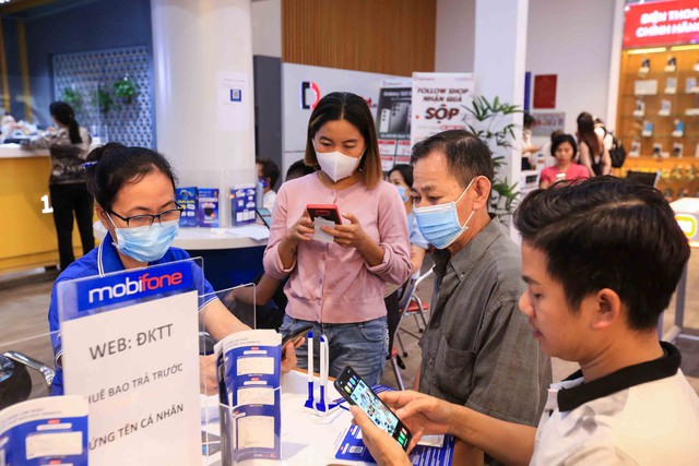 Mong đừng còn nỗi “ám ảnh xếp hàng” - Ảnh 3.