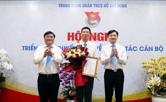 Nhà báo Trần Việt Hưng làm Phó tổng biên tập Báo Thanh Niên - Ảnh 2.