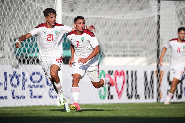 U.18 Việt Nam thua đậm lứa trẻ cực mạnh của đội vào bán kết World Cup 2022 - Ảnh 1.