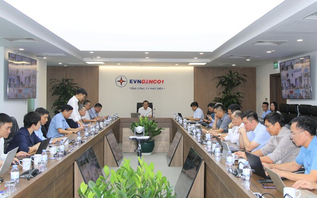 Ban lãnh đạo EVNGENCO1 nghe báo cáo về kết quả sản xuất kinh doanh, đầu tư xây dựng tháng 9