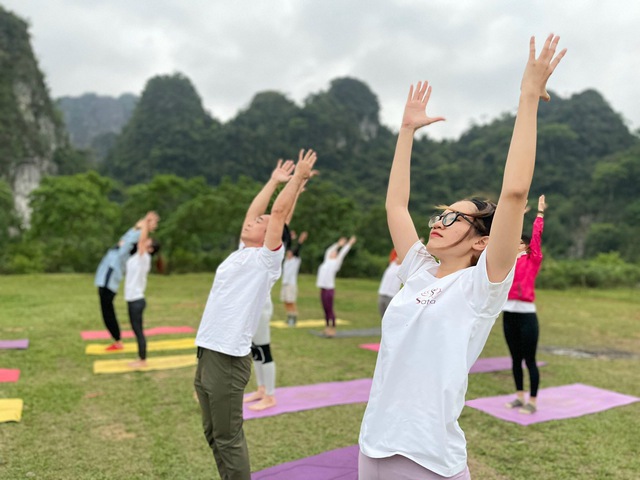 Người trẻ chống lại ‘bệnh văn phòng’ như thế nào? - Ảnh 5.