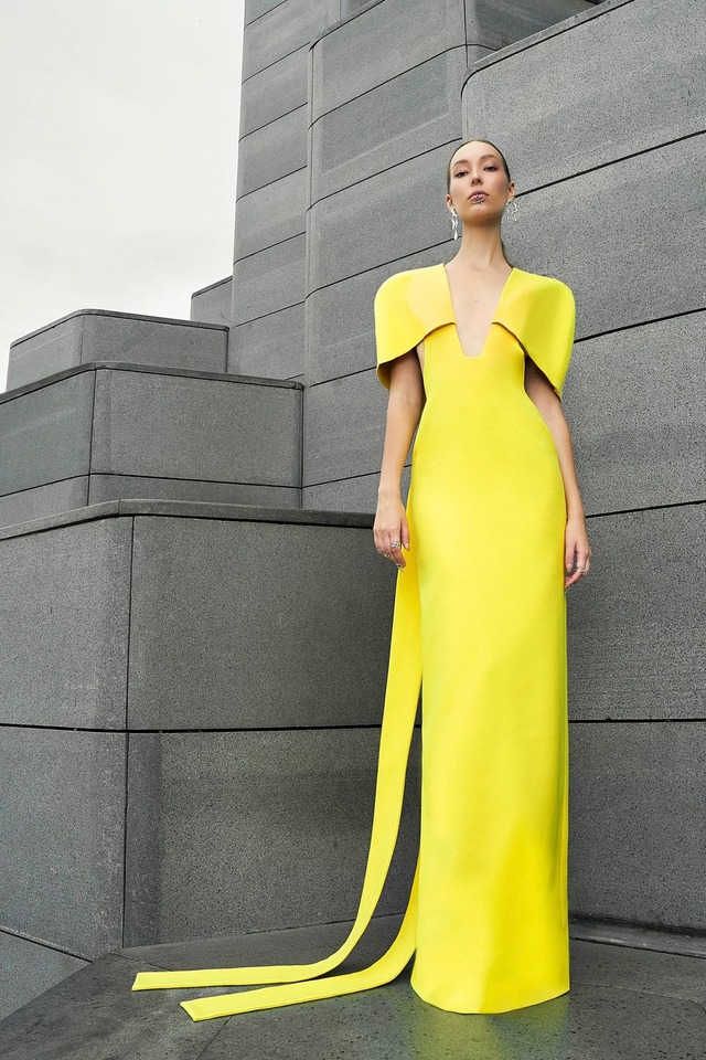 NTK Công Trí giới thiệu bộ sưu tập Xuân Hè 2024 trên Vogue Mỹ - Ảnh 3.