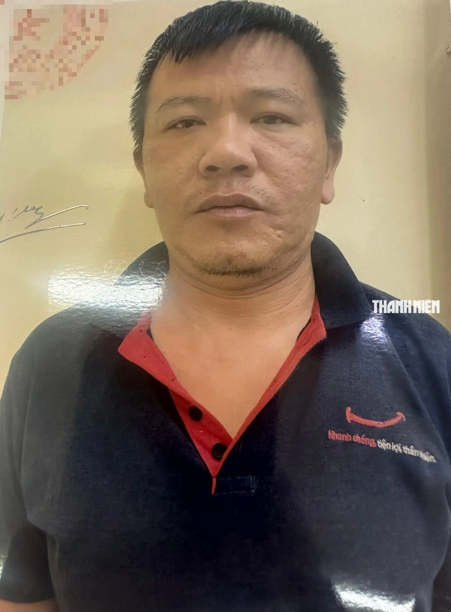 Cà Mau: Gã đàn ông giả nữ sinh lừa tiền 'đại gia' để qua Campuchia đánh bạc - Ảnh 1.