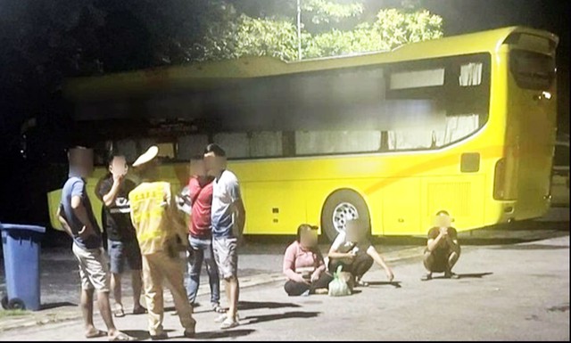 Cẩn thận với bẫy lừa 'việc nhẹ lương cao' - Ảnh 1. Cẩn thận với bẫy lừa 'việc nhẹ lương cao' - Ảnh 1.