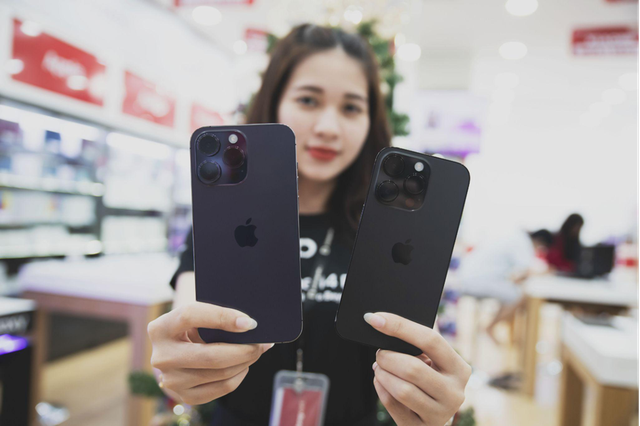 iPhone 15 series lên kệ, giá iPhone thế hệ cũ ra sao? - Ảnh 1.