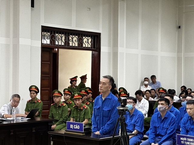 Viện KSND đề nghị tuyên phạt cựu Giám đốc Sở GD-ĐT Quảng Ninh 15-17 năm tù - Ảnh 3. Viện KSND đề nghị tuyên phạt cựu Giám đốc Sở GD-ĐT Quảng Ninh 15-17 năm tù - Ảnh 3.
