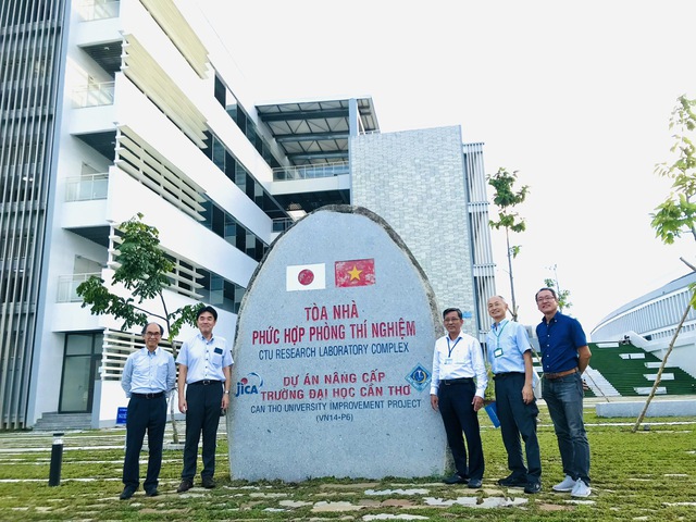 JICA giúp ĐH Cần Thơ phát triển 'đột phá' bằng 40 năm đầu tư trước đó - Ảnh 4. JICA giúp ĐH Cần Thơ phát triển 'đột phá' bằng 40 năm đầu tư trước đó - Ảnh 4.