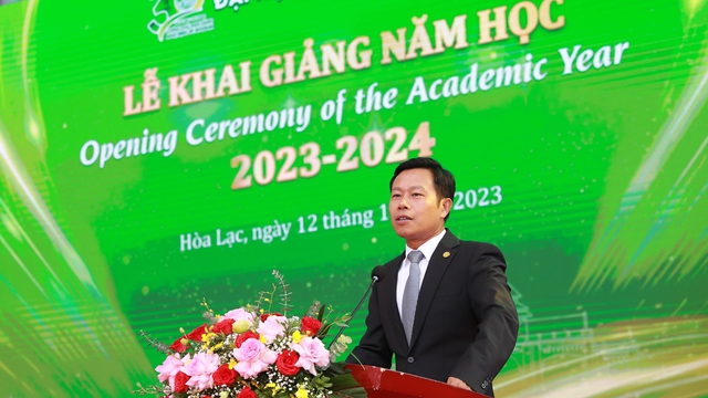 Năm học này ĐH Quốc gia Hà Nội tại Hòa Lạc đón gần 6.000 sinh viên - Ảnh 1.