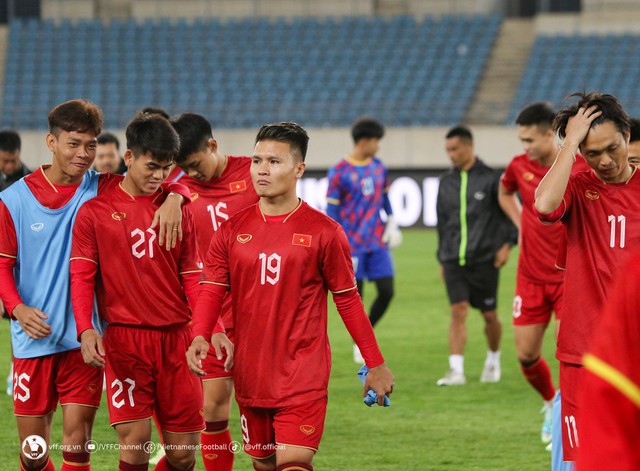 Đội tuyển Việt Nam - Uzbekistan: Chờ thầy trò HLV Troussier chơi khởi sắc - Ảnh 2.
