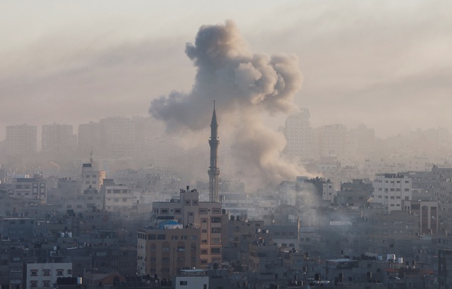 Israel yêu cầu 1,1 triệu người ở Gaza sơ tán gấp, tiến hành cuộc tấn công lớn? - Ảnh 2.
