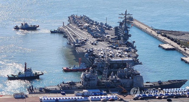 Triều Tiên đe dọa tấn công tàu sân bay Mỹ đang ở Hàn Quốc - Ảnh 1.