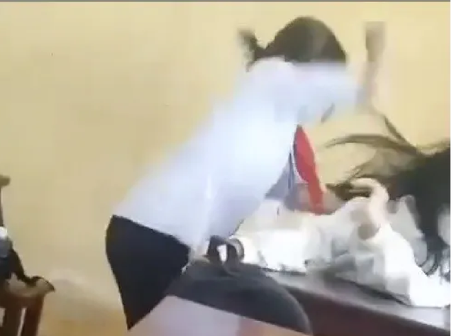 Học sinh đánh nhau, bạo lực học đường: Có phải chỉ ở trung học? - Ảnh 2. Học sinh đánh nhau, bạo lực học đường: Có phải chỉ ở trung học? - Ảnh 2.