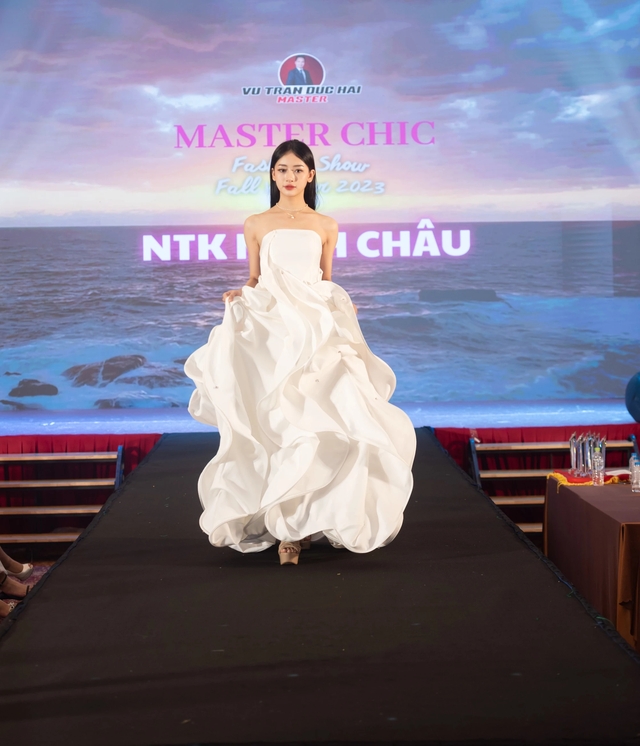 Fashion Show 'Việt Nam tỏa sáng' tôn vinh vẻ đẹp đất nước và văn hóa Việt Nam - Ảnh 6.