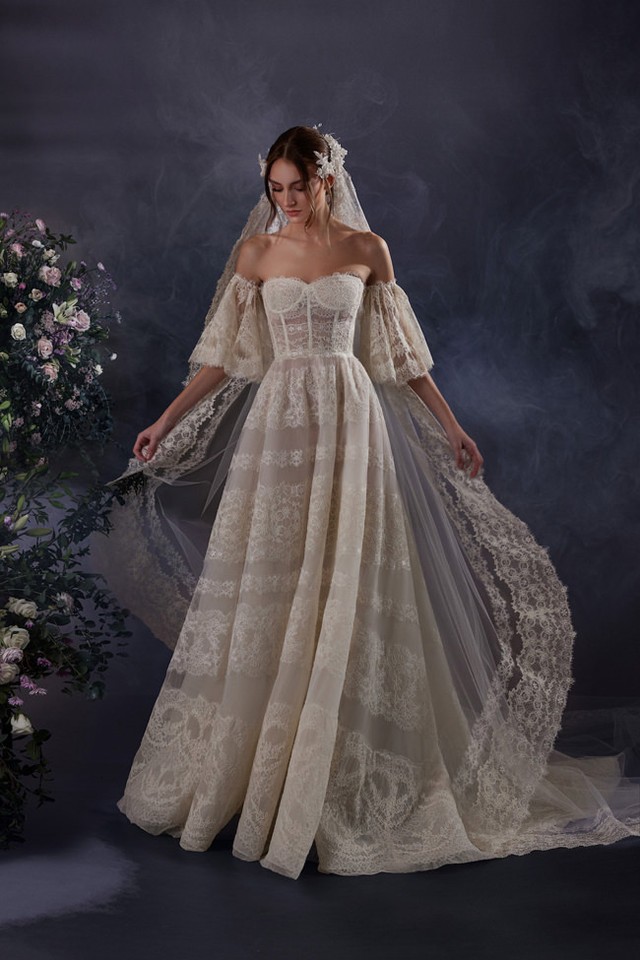 CÂU CHUYỆN VỀ CHIẾC VÁY CƯỚI ĐẸP NHẤT CỦA RIÊNG MÌNH! - Nicole Bridal