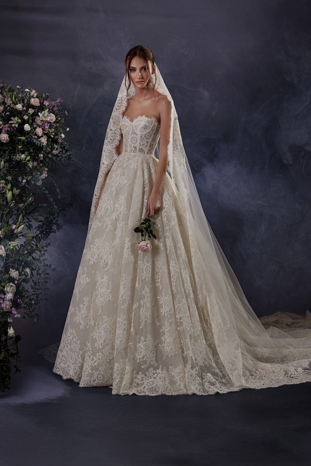 Váy cưới cúp ngực nhẹ nhàng bồng bềnh - VC05 - NiNiStore 2024