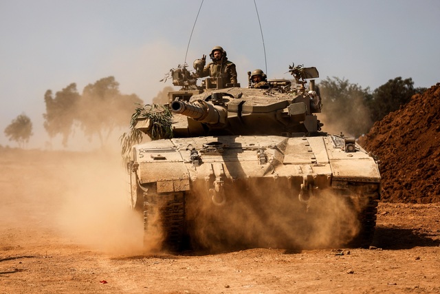Israel sẽ đối mặt nguy cơ gì nếu tiến hành cuộc tấn công trên bộ ở Gaza? - Ảnh 1.