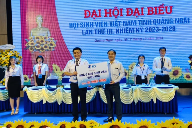 Khai mạc Đại hội đại biểu Hội Sinh viên Việt Nam tỉnh Quảng Ngãi lần thứ 3 - Ảnh 3.