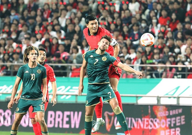 Báo Hàn Quốc cảnh báo HLV Klinsmann trước trận gặp Việt Nam - Ảnh 1.