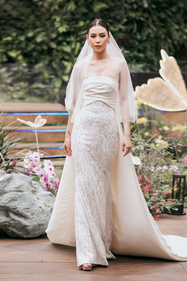 Váy cưới lụa phi trơn đơn giản phong cách Hàn quốc 2021