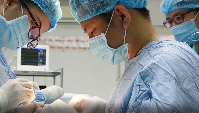 Mũi bị xơ cứng, vẹo lệch sau khi phẫu thuật nâng mũi cấu trúc, vì sao? - Ảnh 6. Mũi bị xơ cứng, vẹo lệch sau khi phẫu thuật nâng mũi cấu trúc, vì sao? - Ảnh 6.