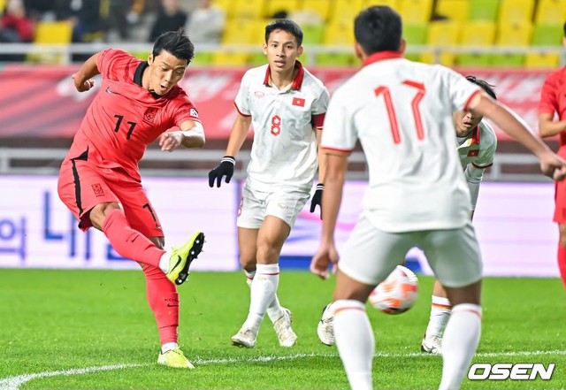 Đội tuyển Việt Nam thua đậm 0-6 trước Hàn Quốc - Ảnh 4.