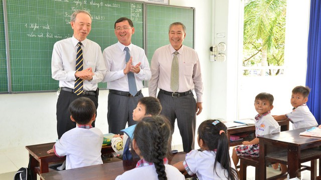 Kiên Giang: Bàn giao 3 dự án viện trợ không hoàn lại của Chính phủ Nhật Bản - Ảnh 1.