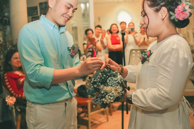 Chuyện tình cặp đôi lệch 15 tuổi: cứ ngỡ là duyên tiền định - Ảnh 1. Chuyện tình cặp đôi lệch 15 tuổi: cứ ngỡ là duyên tiền định - Ảnh 1.