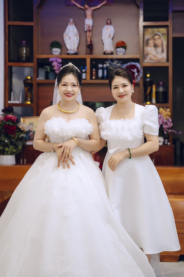 Gia đình 3 thế hệ có đến 5 cặp sinh đôi khiến dân mạng thích thú - Ảnh 2. Gia đình 3 thế hệ có đến 5 cặp sinh đôi khiến dân mạng thích thú - Ảnh 2.