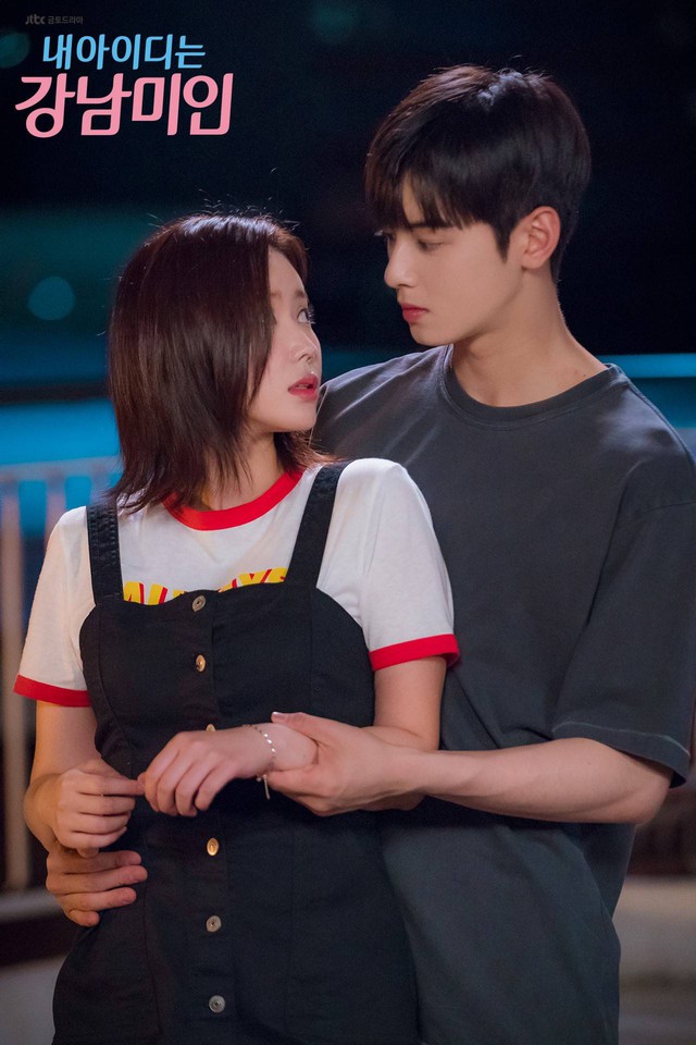 Mỹ nhân Hàn môi sưng tấy vì quay cảnh hôn với Cha Eun Woo suốt 6 tiếng - Ảnh 3. Mỹ nhân Hàn môi sưng tấy vì quay cảnh hôn với Cha Eun Woo suốt 6 tiếng - Ảnh 3.