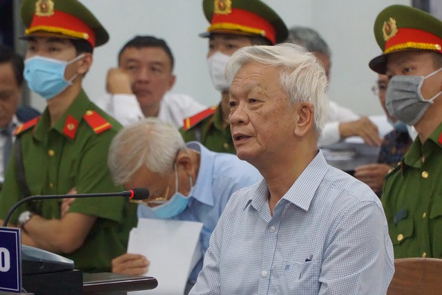 Đề nghị truy tố 2 cựu Chủ tịch Khánh Hòa vì giao 'đất vàng' trái luật - Ảnh 1.