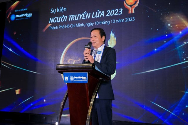 ‘Người truyền lửa 2023’ của CLB Doanh nhân Sài Gòn thổi bùng ngọn lửa khát vọng - Ảnh 1.