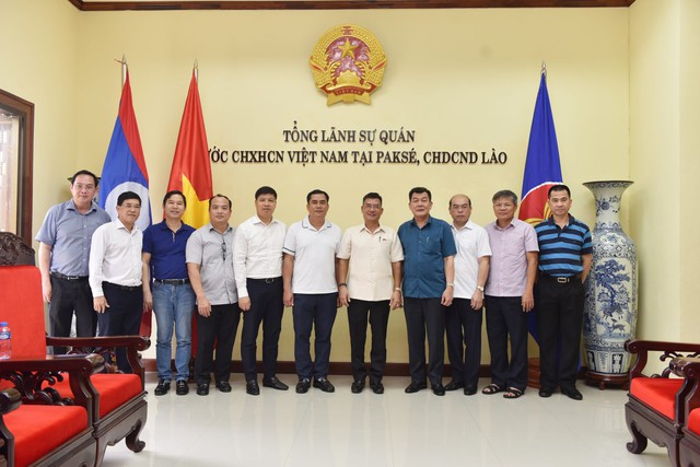 Đoàn công tác Đảng ủy Khối doanh nghiệp T.Ư thăm và làm việc tại nước CHDCND Lào - Ảnh 2.