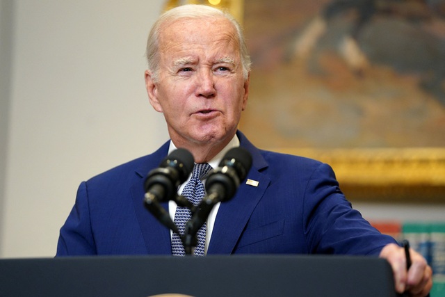 Ông Biden quyết giữ lời hứa với Ukraine dù 'phát ốm' với chính trường Mỹ - Ảnh 1.