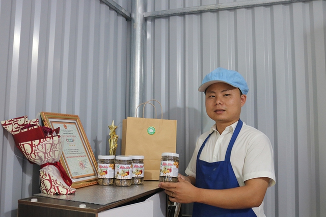 Khởi nghiệp từ nghề đậu dầm truyền thống - Ảnh 1. Khởi nghiệp từ nghề đậu dầm truyền thống - Ảnh 1.