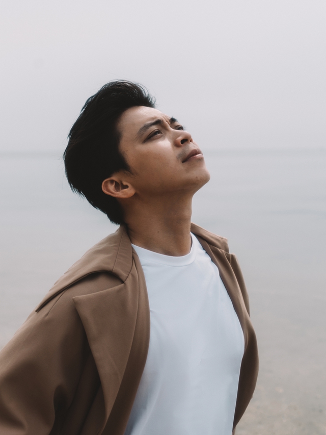Lân Nhã 'đề pa' cho album nhạc Trịnh - Ảnh 1. Lân Nhã 'đề pa' cho album nhạc Trịnh - Ảnh 1.