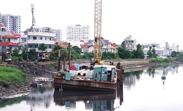 TP.HCM “chạy nước rút” giải ngân đầu tư công - Ảnh 1. TP.HCM “chạy nước rút” giải ngân đầu tư công - Ảnh 1.