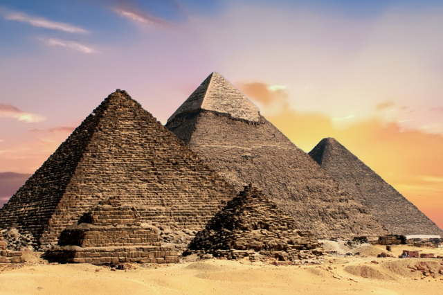 Kim tự tháp - một trong 7 kỳ quan của thế giới cổ đại
