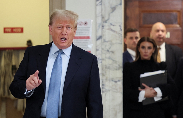 Kiến nghị ông Trump không được miễn trừ hình sự - Ảnh 1. Kiến nghị ông Trump không được miễn trừ hình sự - Ảnh 1.