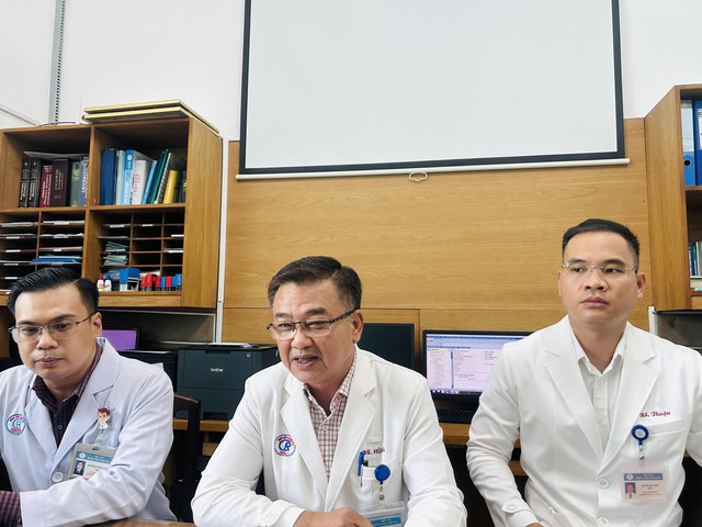 Vụ nghi ngộ độc sữa: Bác sĩ liệt kê 5 độc chất nghi có trong sữa - Ảnh 2. Vụ nghi ngộ độc sữa: Bác sĩ liệt kê 5 độc chất nghi có trong sữa - Ảnh 2.