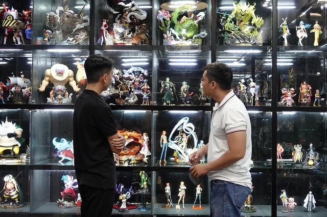 Chàng trai chi hơn nửa tỉ đồng sưu tầm mô hình nhân vật truyện tranh - Ảnh 2. Chàng trai chi hơn nửa tỉ đồng sưu tầm mô hình nhân vật truyện tranh - Ảnh 2.