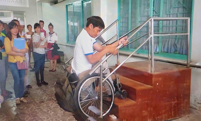 Sinh tồn hậu chấn thương tủy sống: Giúp nhau vượt cú sốc bệnh tật - Ảnh 3. Sinh tồn hậu chấn thương tủy sống: Giúp nhau vượt cú sốc bệnh tật - Ảnh 3.