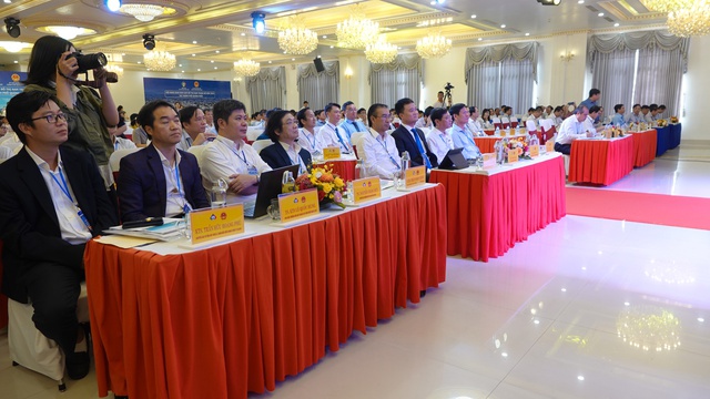 Chuyên gia đề xuất giải pháp chống ngập lụt đô thị ven biển Nam Trung bộ - Ảnh 1. Chuyên gia đề xuất giải pháp chống ngập lụt đô thị ven biển Nam Trung bộ - Ảnh 1.