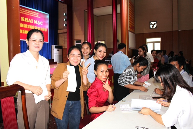 Thị xã Ninh Hòa khai mạc kỳ thi tuyển dụng viên chức giáo dục năm 2023 - Ảnh 3.