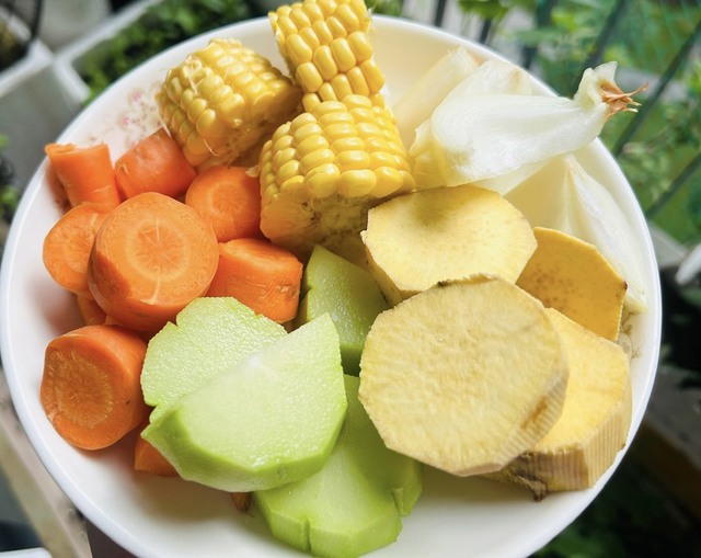 Bác sĩ chia sẻ 7 nguyên tắc ăn uống dành cho người bệnh thận - Ảnh 2. Bác sĩ chia sẻ 7 nguyên tắc ăn uống dành cho người bệnh thận - Ảnh 2.