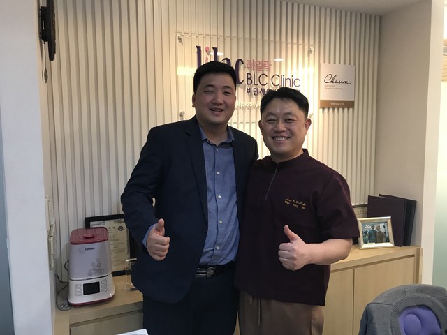 Bác sĩ Nguyên Giáp tu nghiệp tới Tiến sĩ, Bác sĩ Ki Su Jung, chuyên gia đầu ngành về phẫu thuật hút mỡ và cấy mỡ tại Hàn Quốc 2016 Bác sĩ Nguyên Giáp tu nghiệp tới Tiến sĩ, Bác sĩ Ki Su Jung, chuyên gia đầu ngành về phẫu thuật hút mỡ và cấy mỡ tại Hàn Quốc 2016