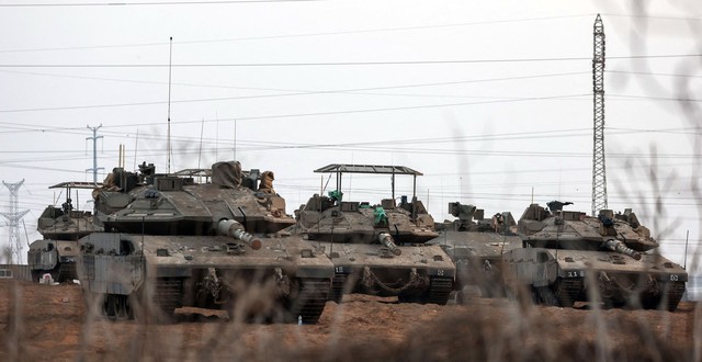 Bộ binh Israel đột kích Gaza - Ảnh 1. Bộ binh Israel đột kích Gaza - Ảnh 1.